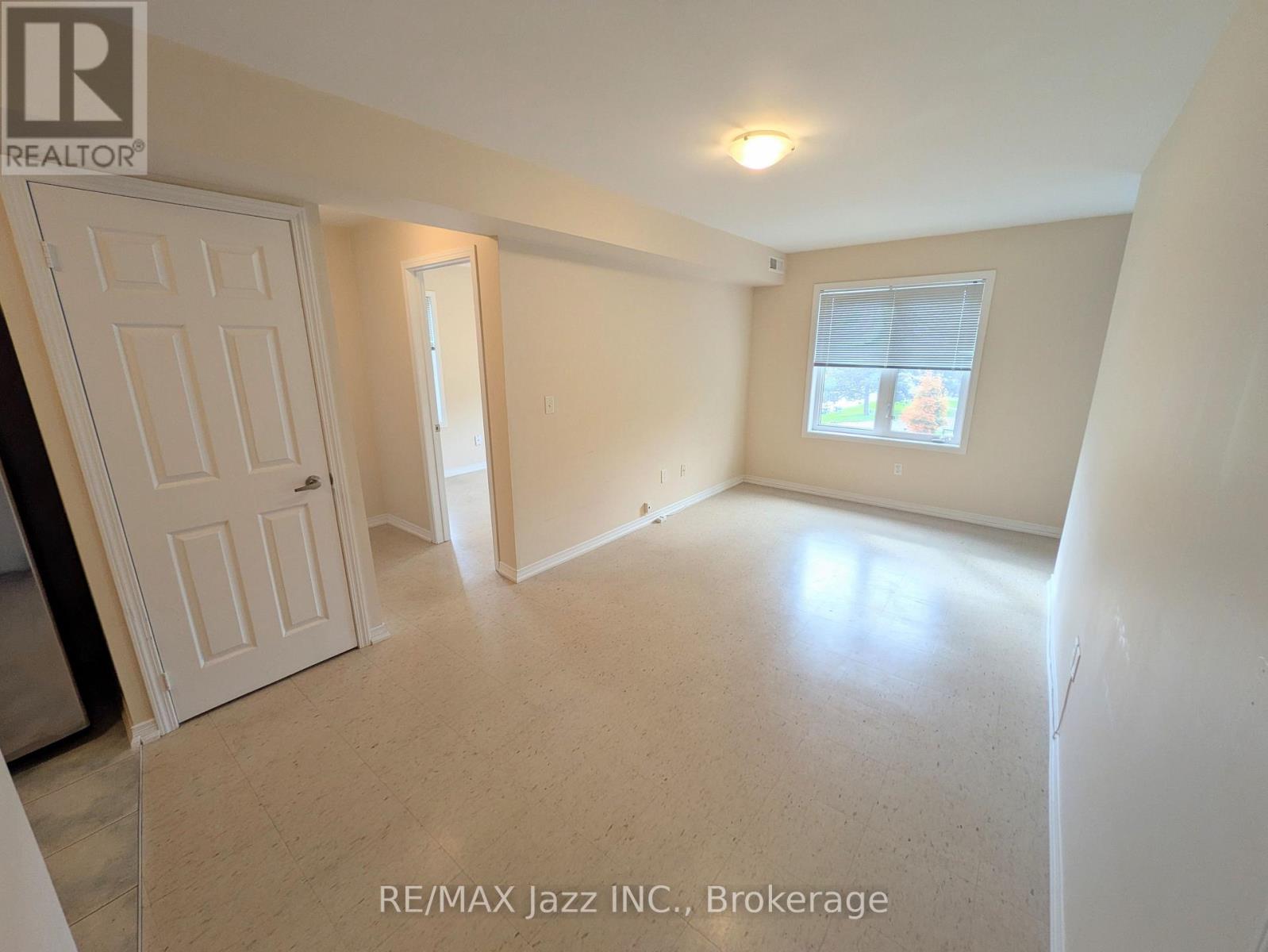 203 - 760 KING STREET E, Oshawa (Eastdale) — photo 5