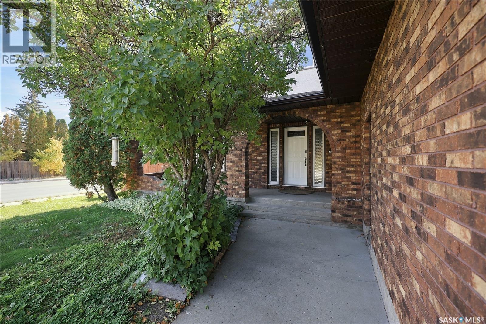 2054 Braun BAY E, Regina — photo 3
