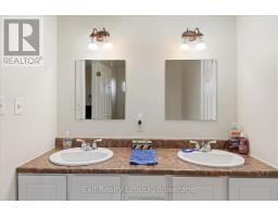 836 Hayes Line, Kawartha Lakes, ON K0L2W0 Photo 17