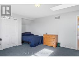 836 Hayes Line, Kawartha Lakes, ON K0L2W0 Photo 18