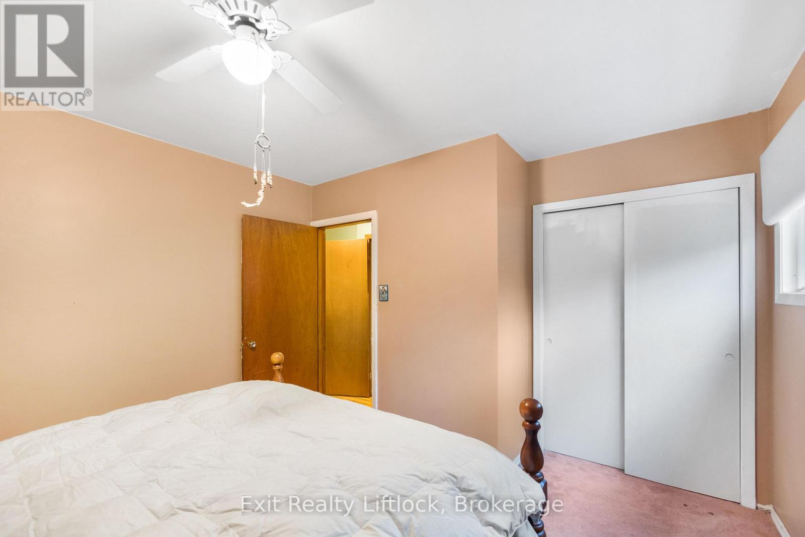 26 Beechwood Drive, Peterborough, ON photo 16
