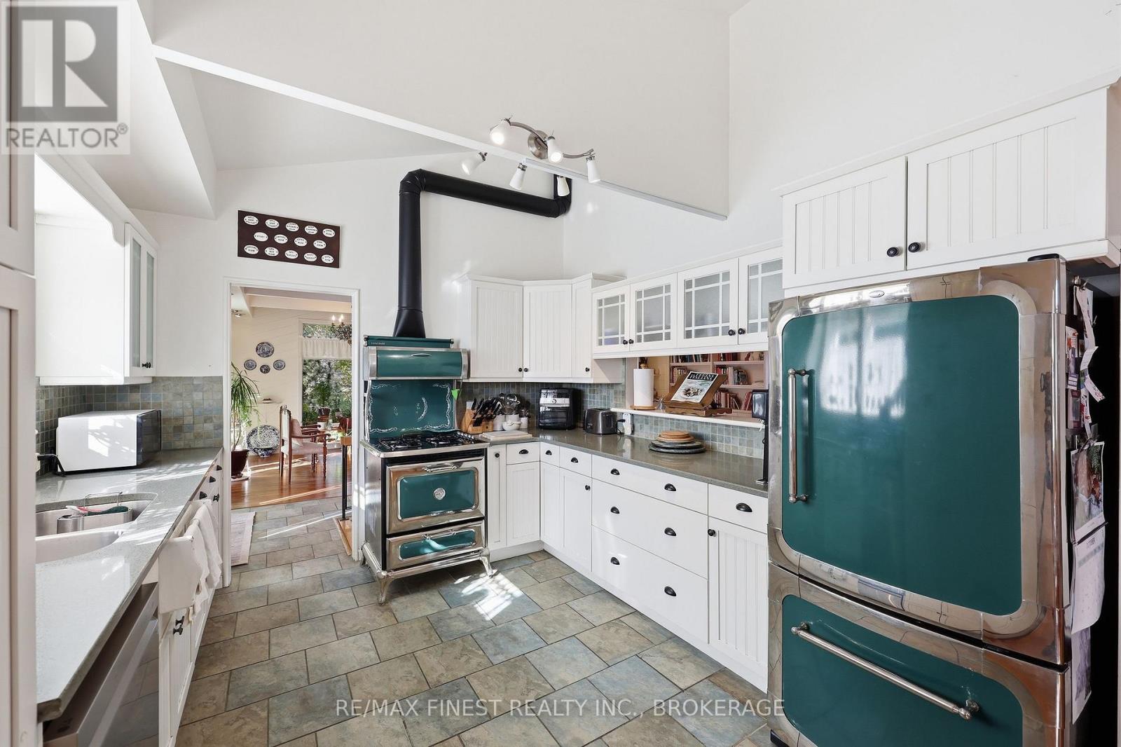2182 UNITY ROAD, Kingston (City North of 401) — photo 11