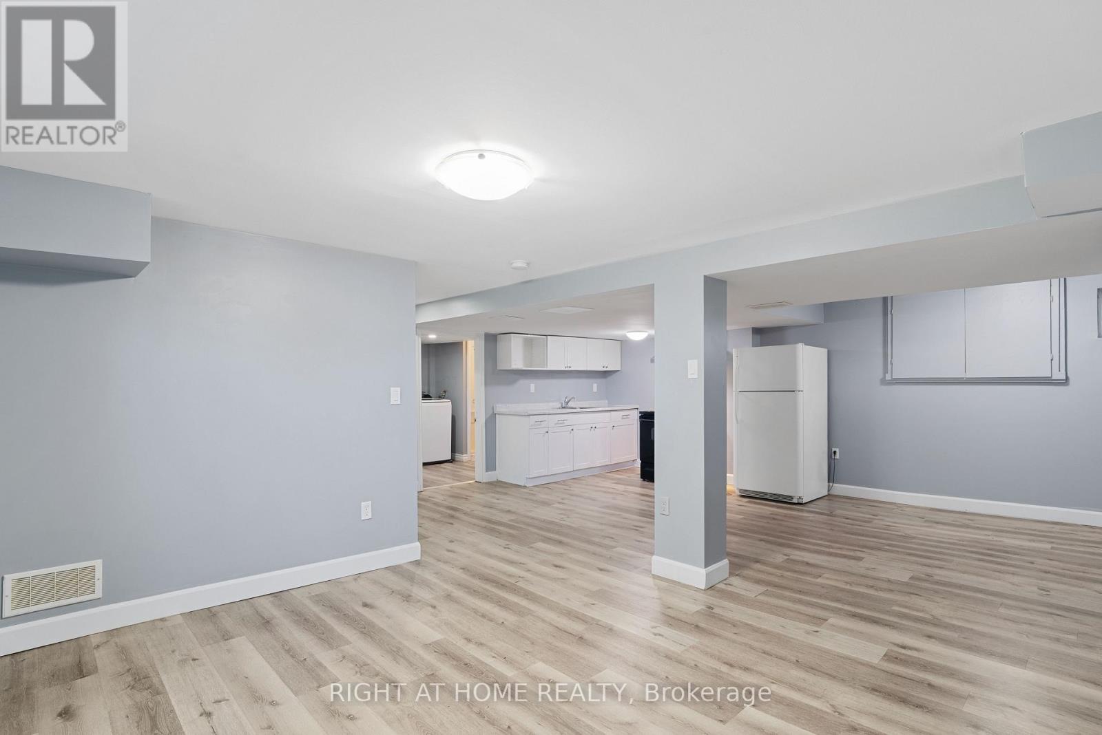 236 Highbury Avenue North — photo 27