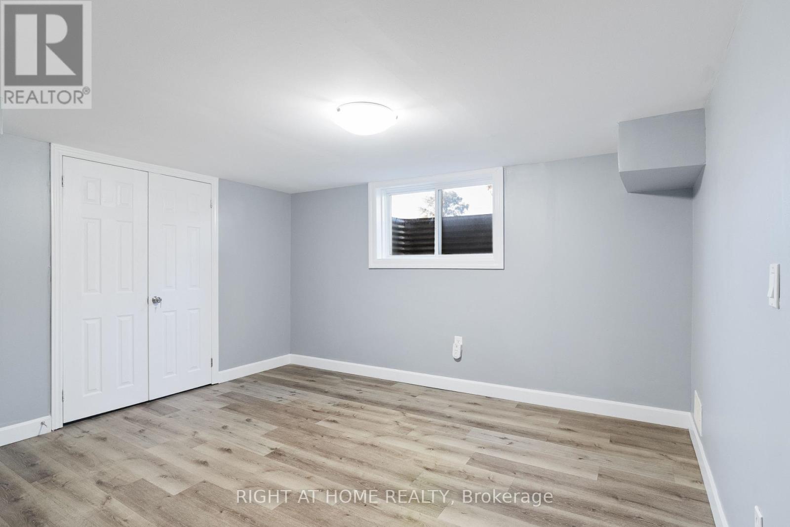 236 Highbury Avenue North — photo 29