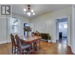 210 Albert Street, Strathroy Caradoc, ON N7G1W1 Photo 12