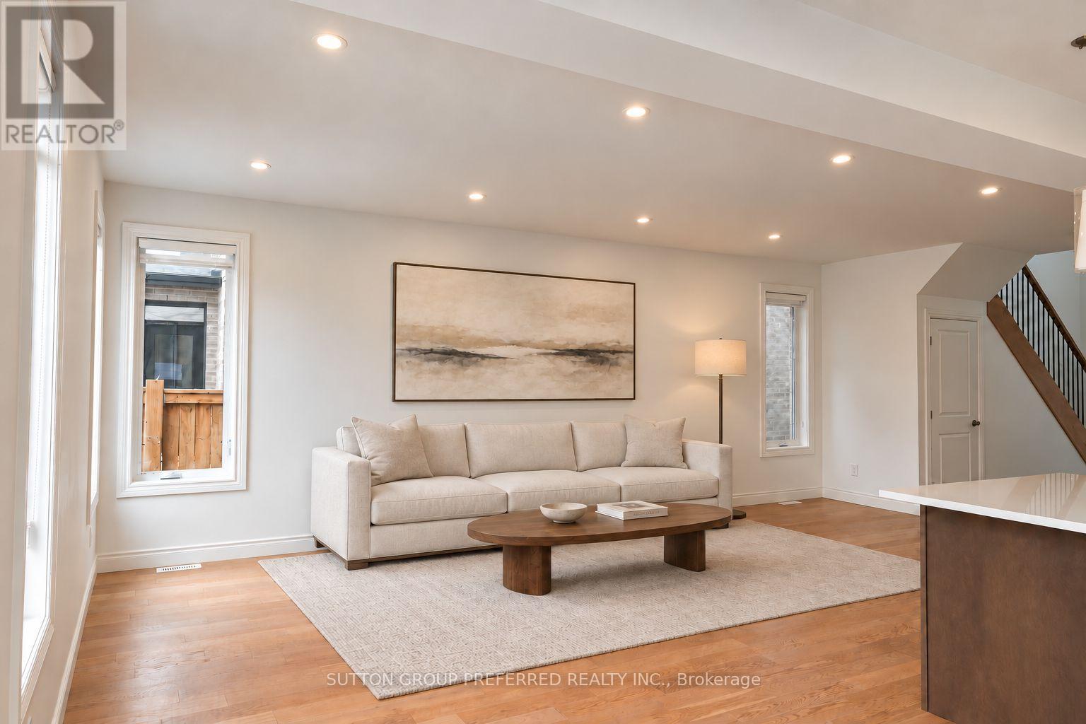 1772 HENRICA AVENUE, London North (North S) — photo 9