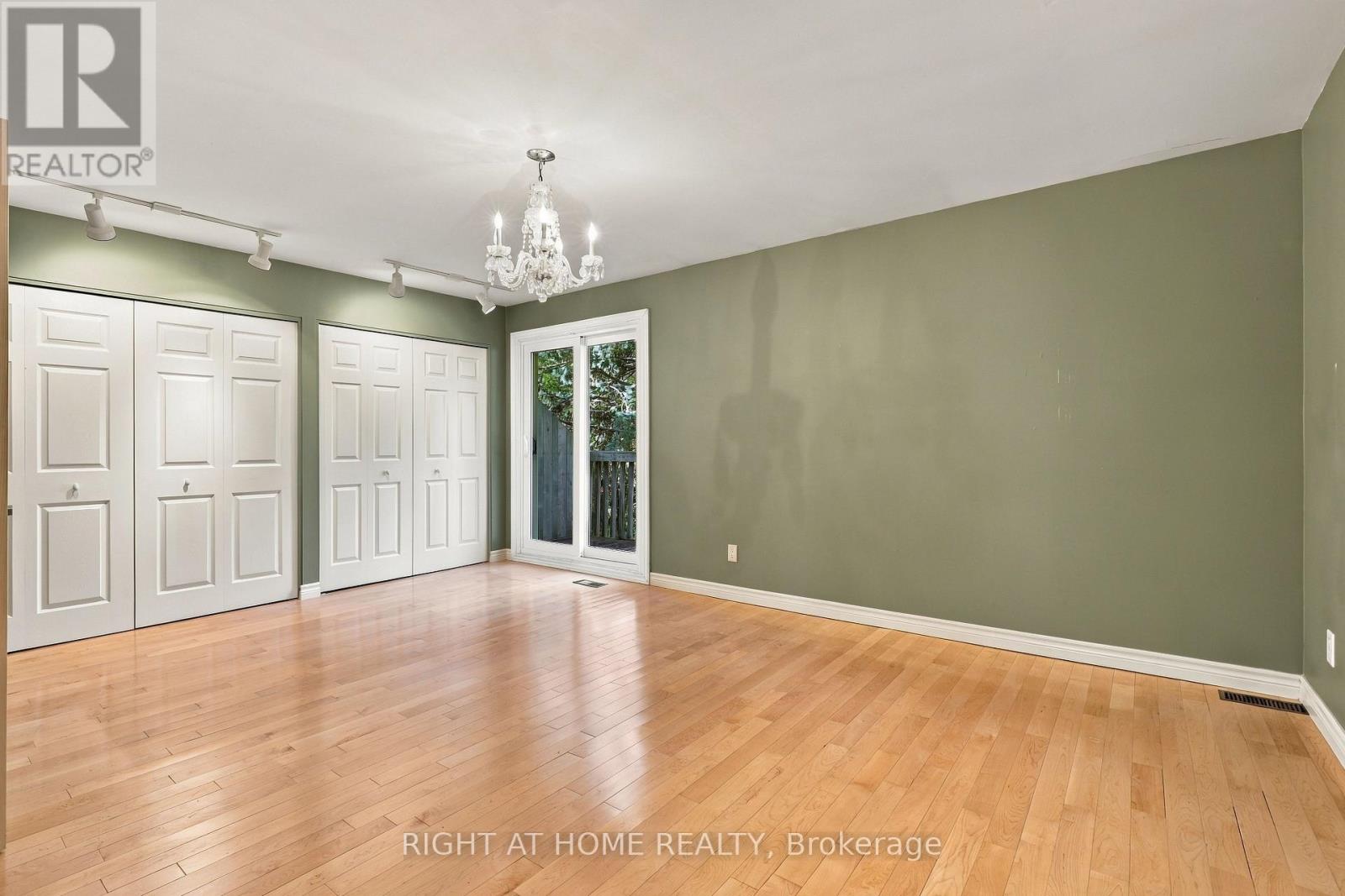 428 WILKINS STREET - 17