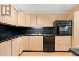 Den - 428 Wilkins Street, London South, ON N6C5B2 Photo 12