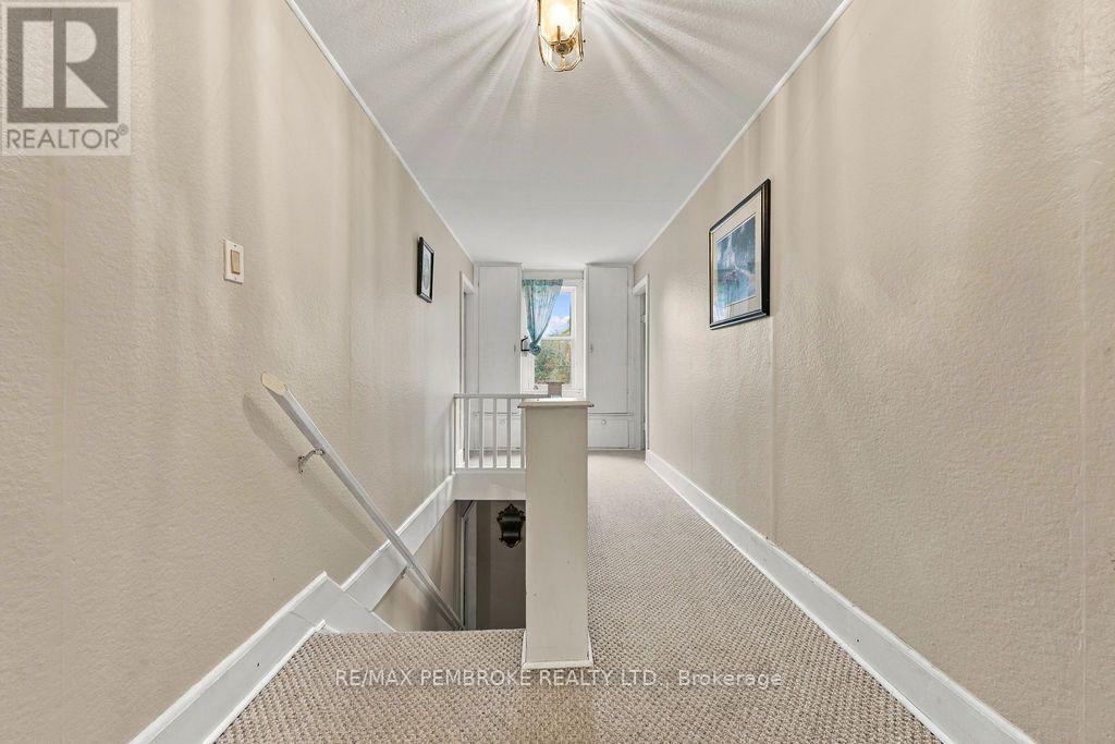 40513 17 Highway — photo 25