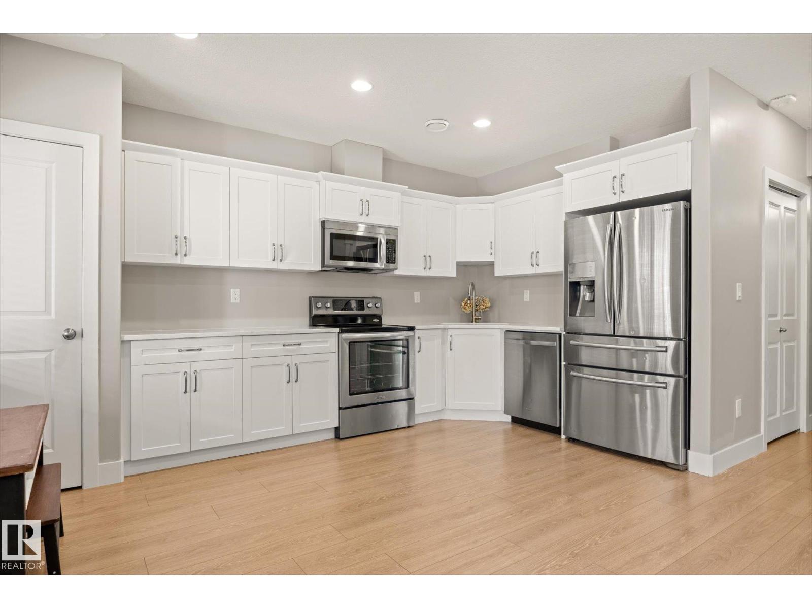 3363 CHICKADEE DR NW, Edmonton — photo 33