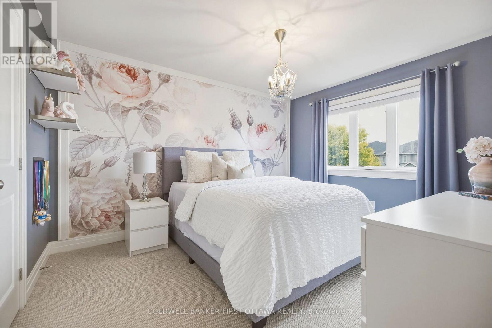529 Adamson Crescent — photo 31