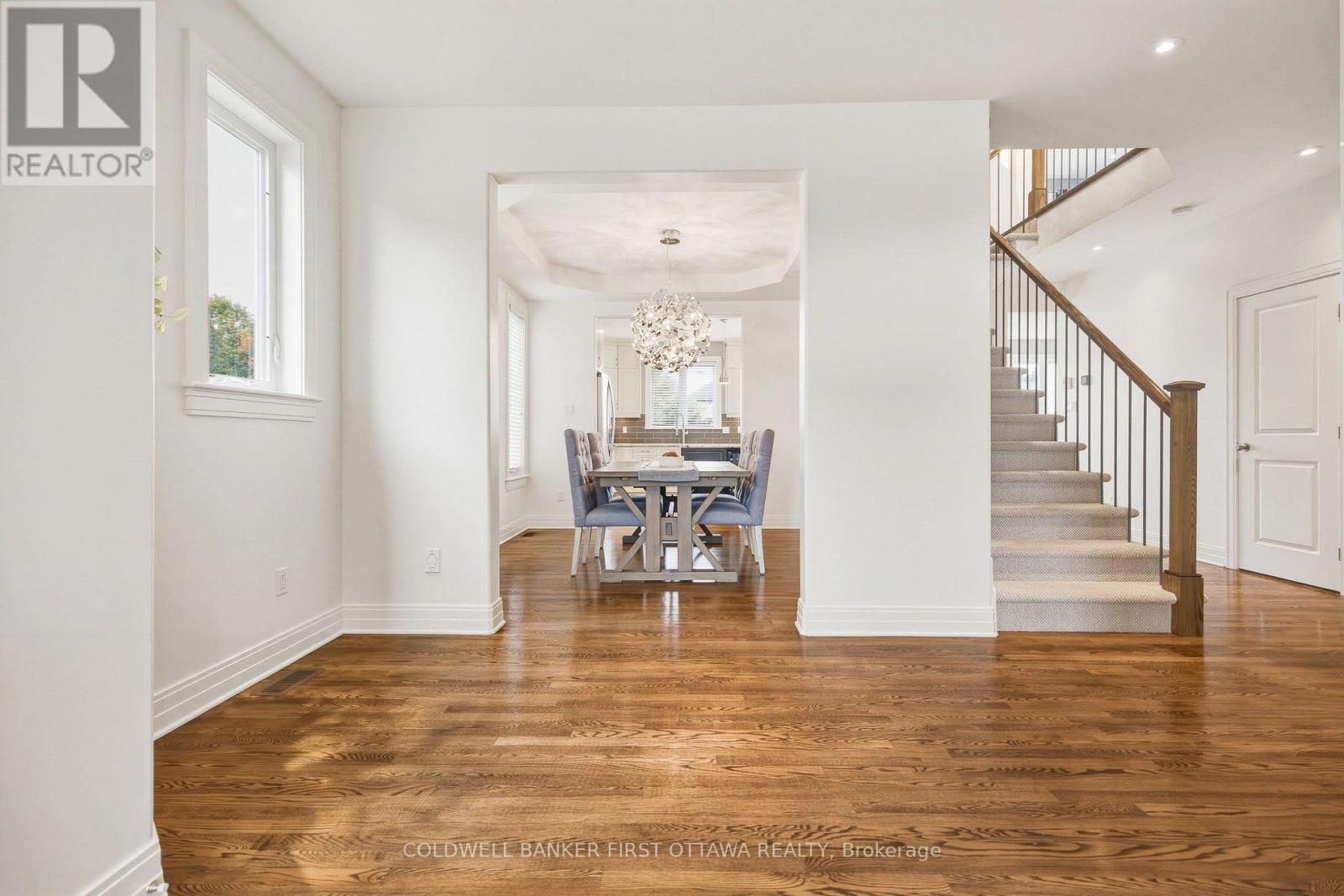 529 ADAMSON CRESCENT, Ottawa — photo 4