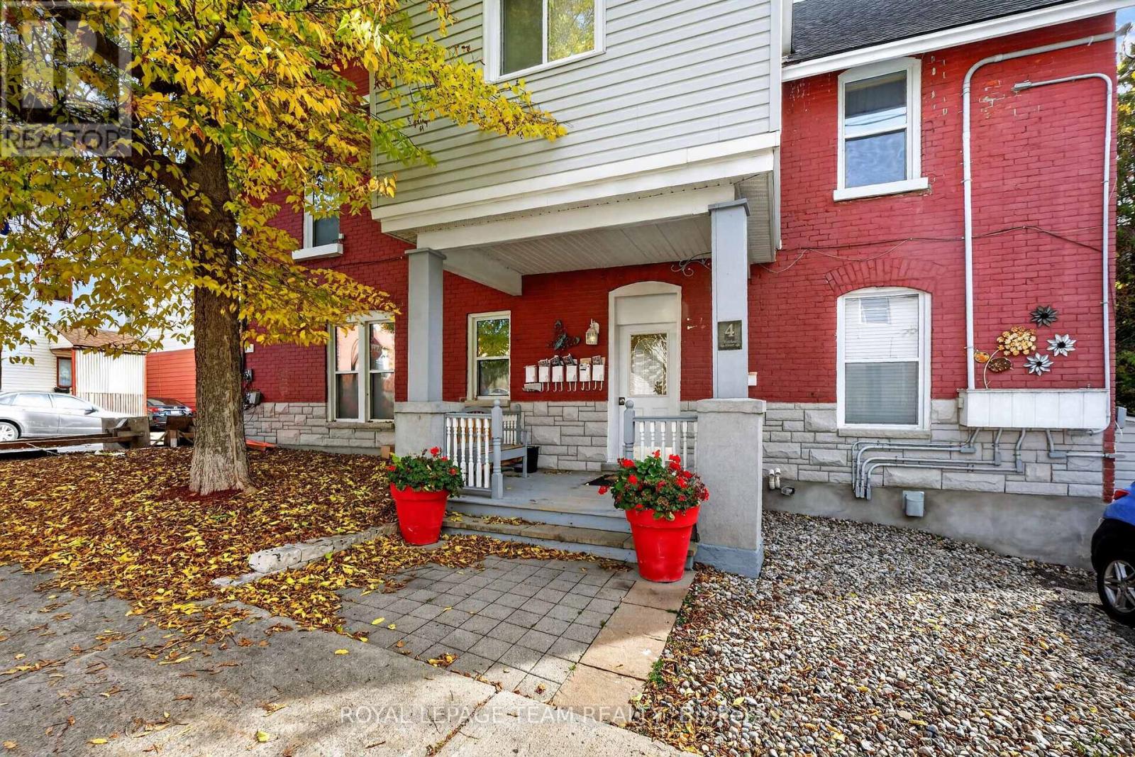 7 - 4 ECCLES STREET, Ottawa — photo 3