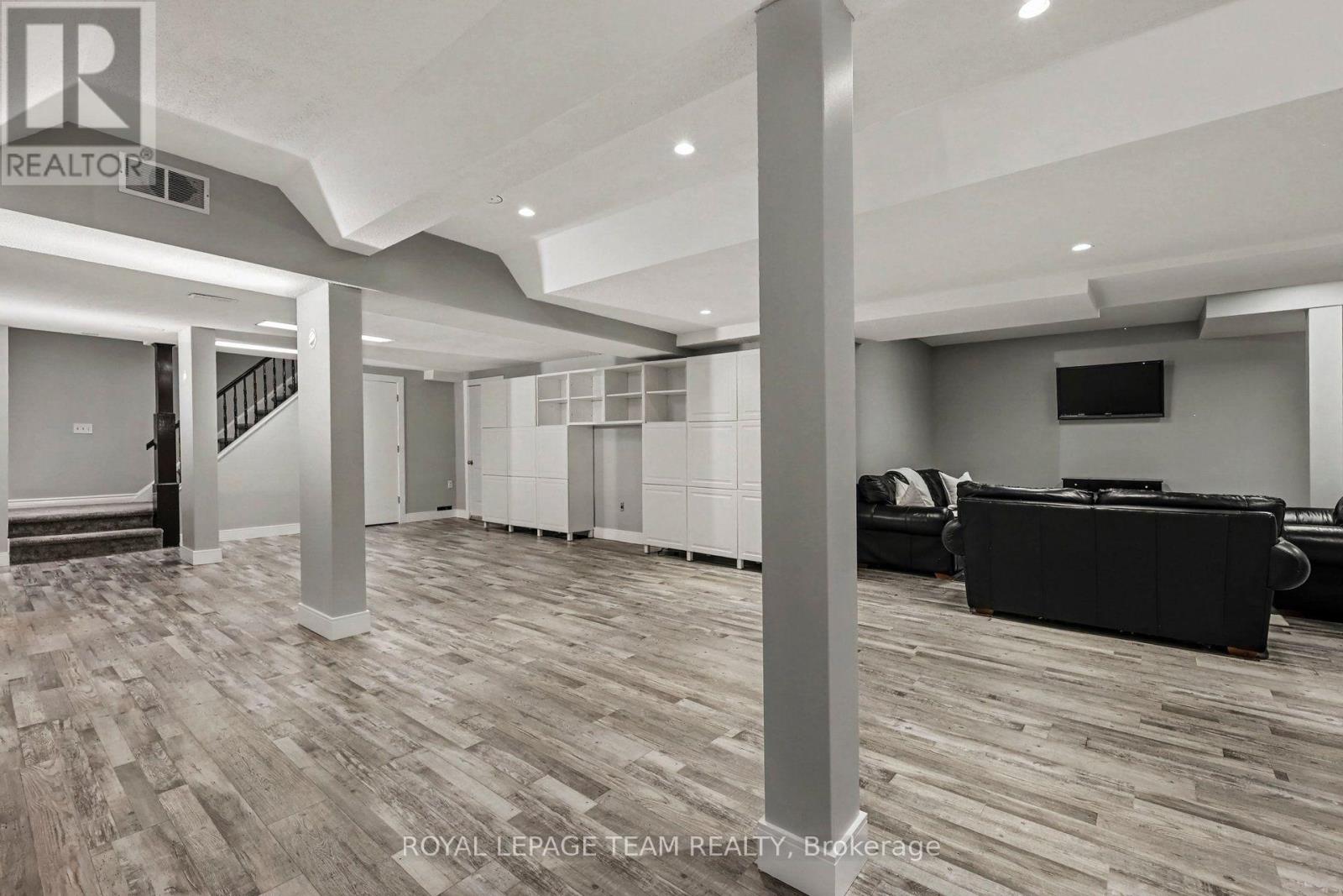 30 Spring Cress Drive — photo 35