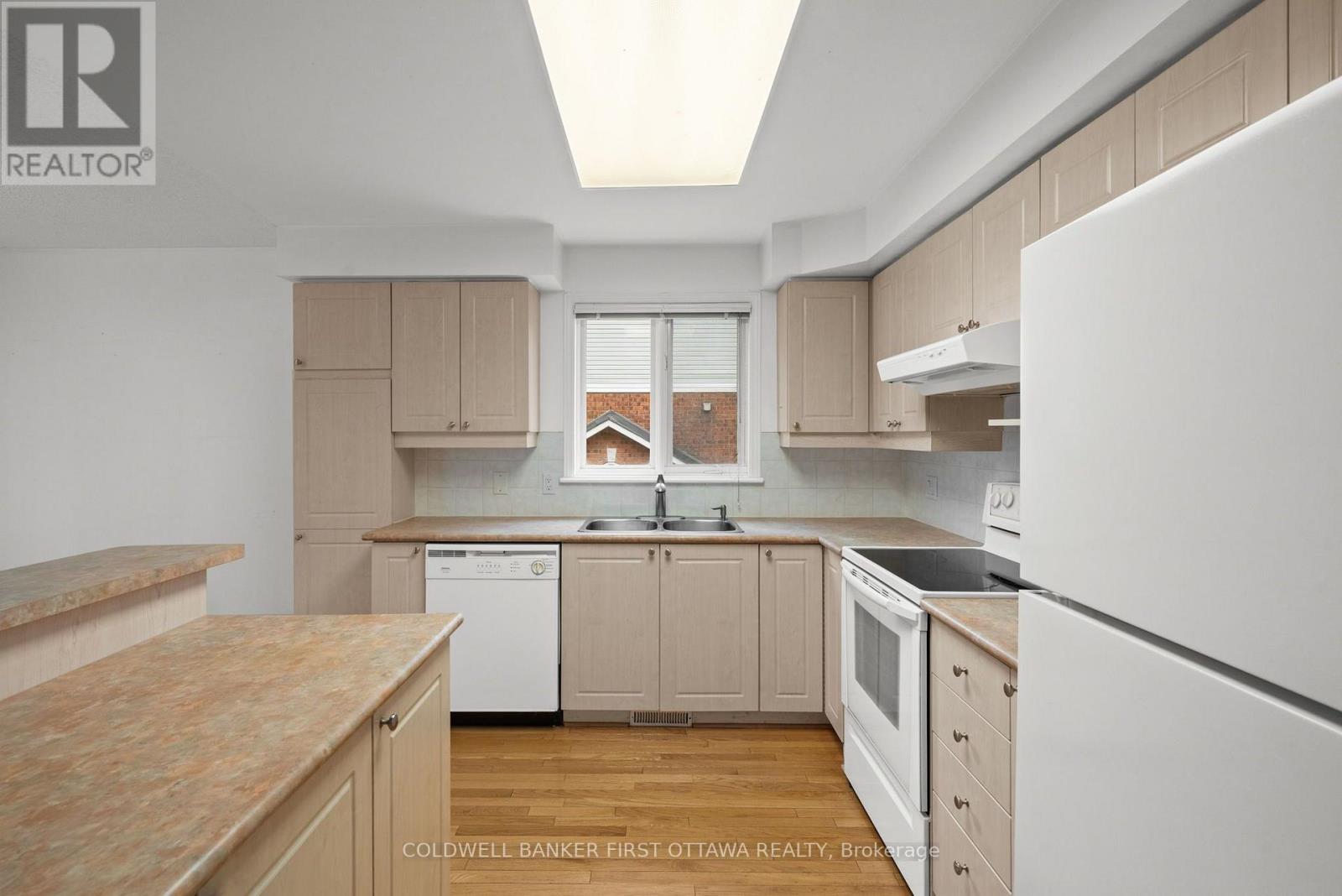 4478 HARPER AVENUE, Ottawa — photo 9