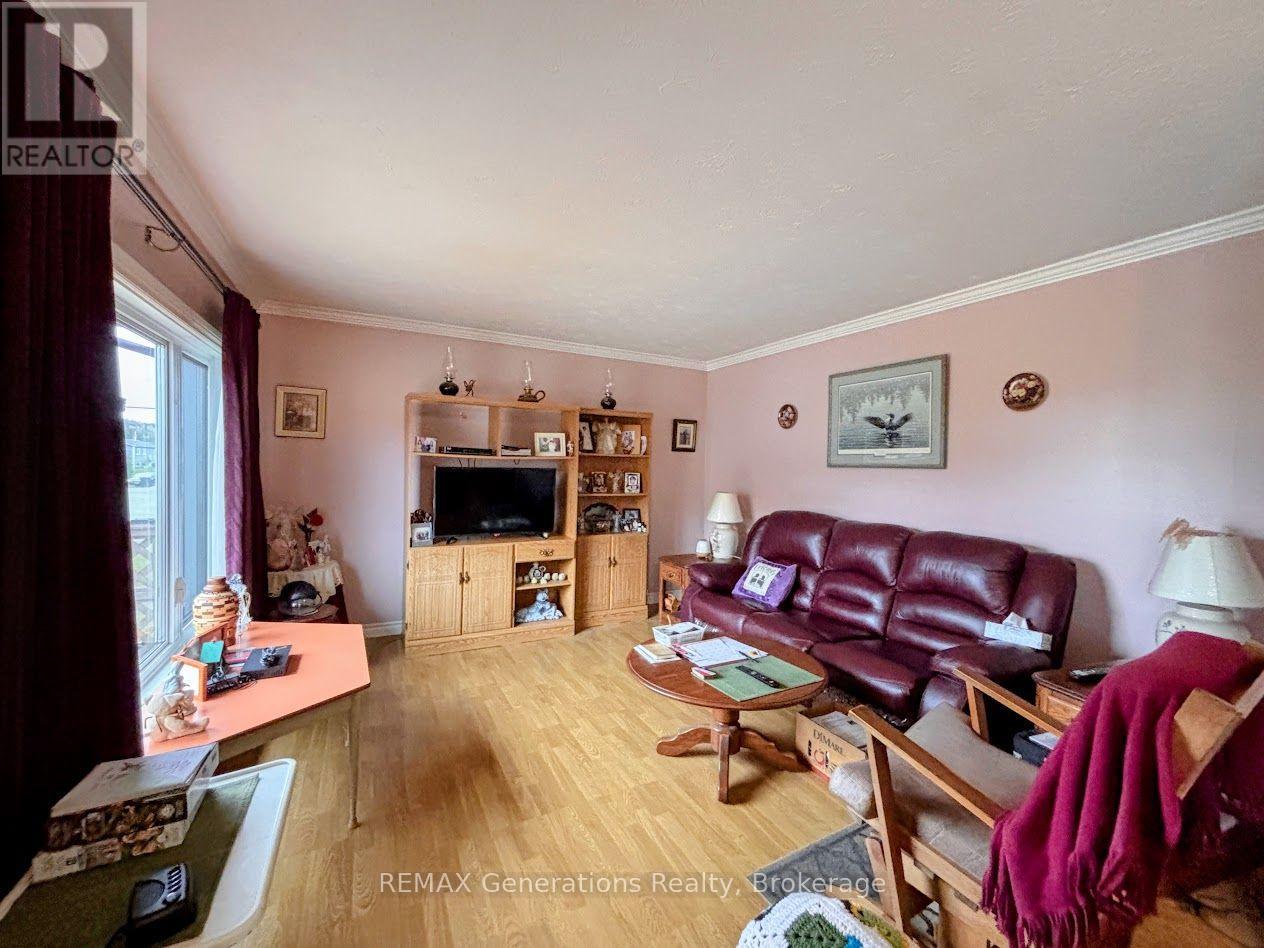 22 MOOSE DRIVE, Manitouwadge — photo 5