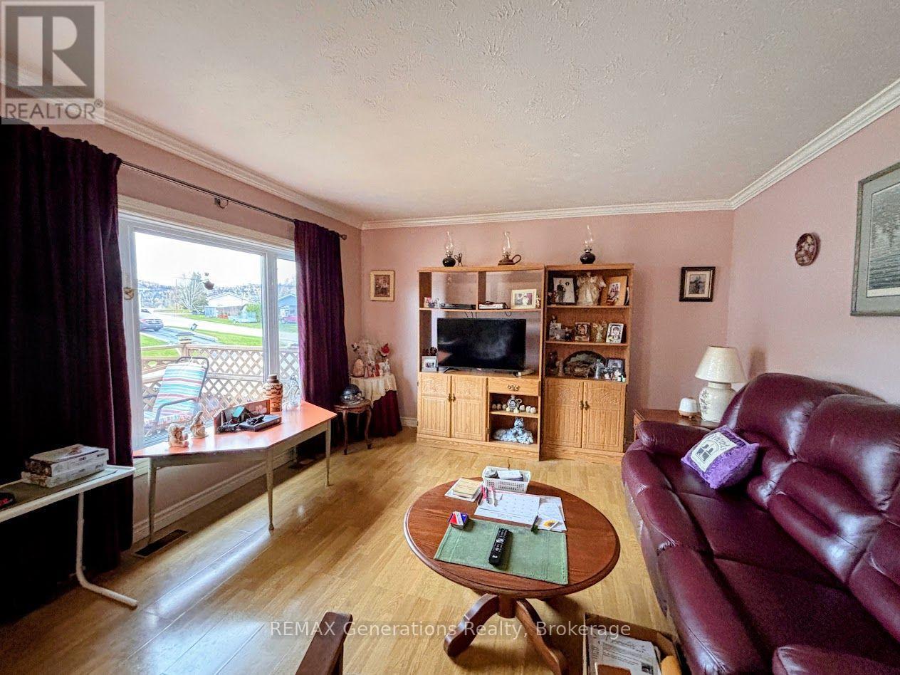 22 MOOSE DRIVE, Manitouwadge — photo 6