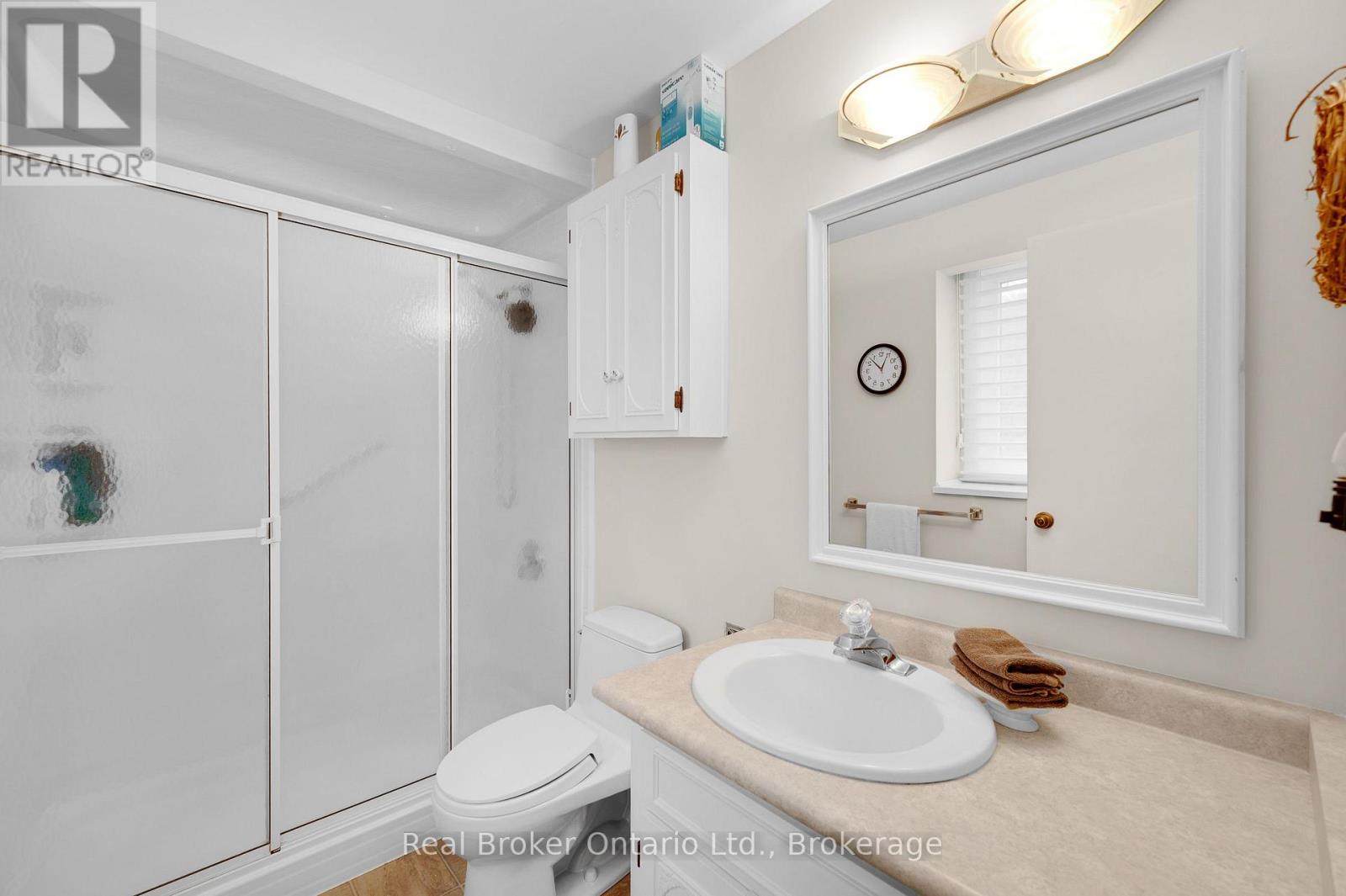 30 Westwood Crescent — photo 27
