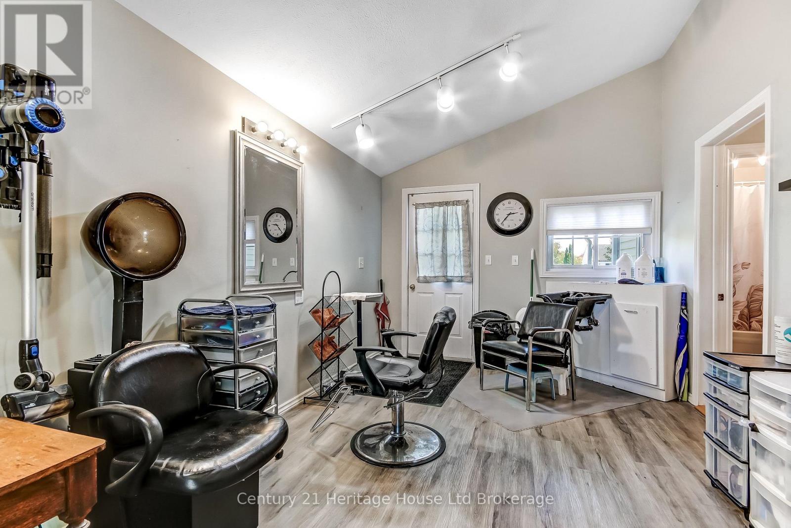 36 ALEXANDER DRIVE, Brantford — photo 10