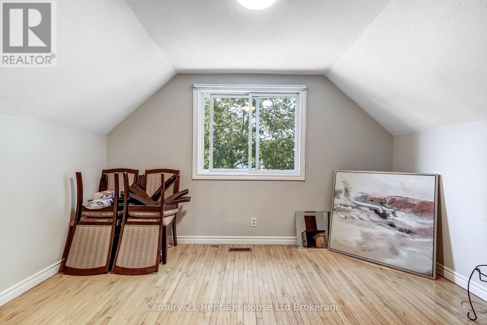 36 ALEXANDER DRIVE, Brantford — photo 11