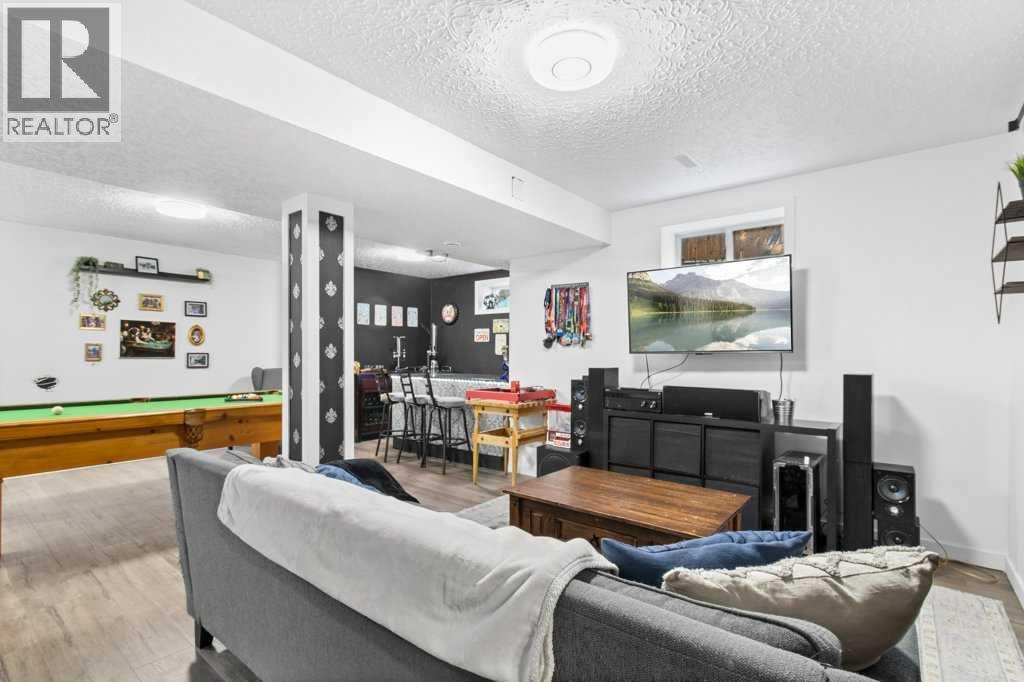 Listing photo – 4 Pell Close, Sylvan Lake