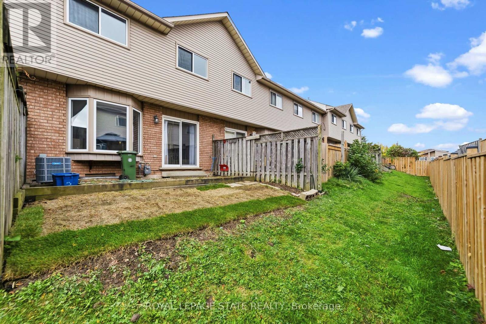 1475 Upper Gage Avenue — photo 33
