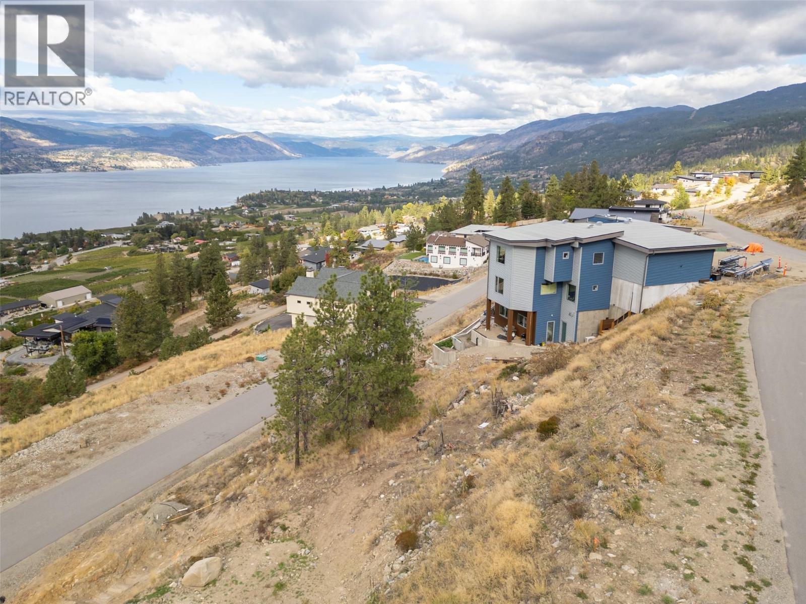 2533 Kettle Ridge Way, Naramata