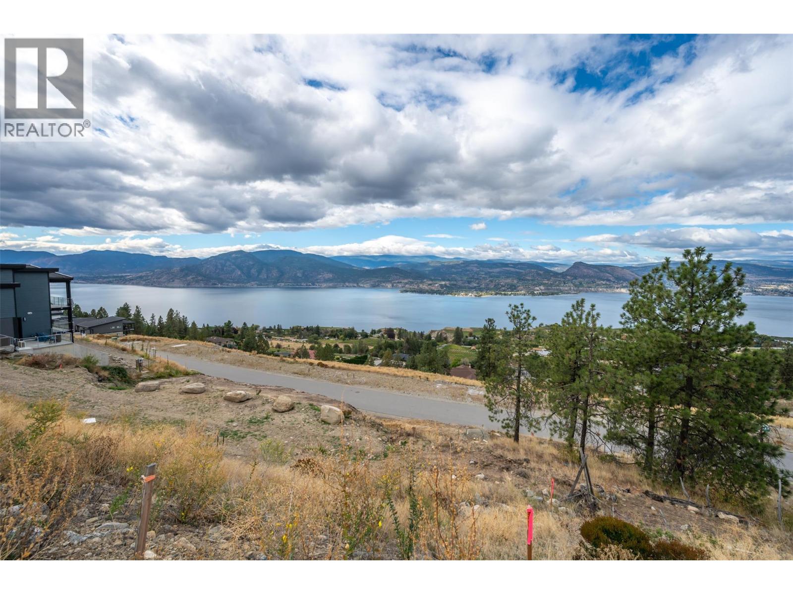 2533 Kettle Ridge Way, Naramata