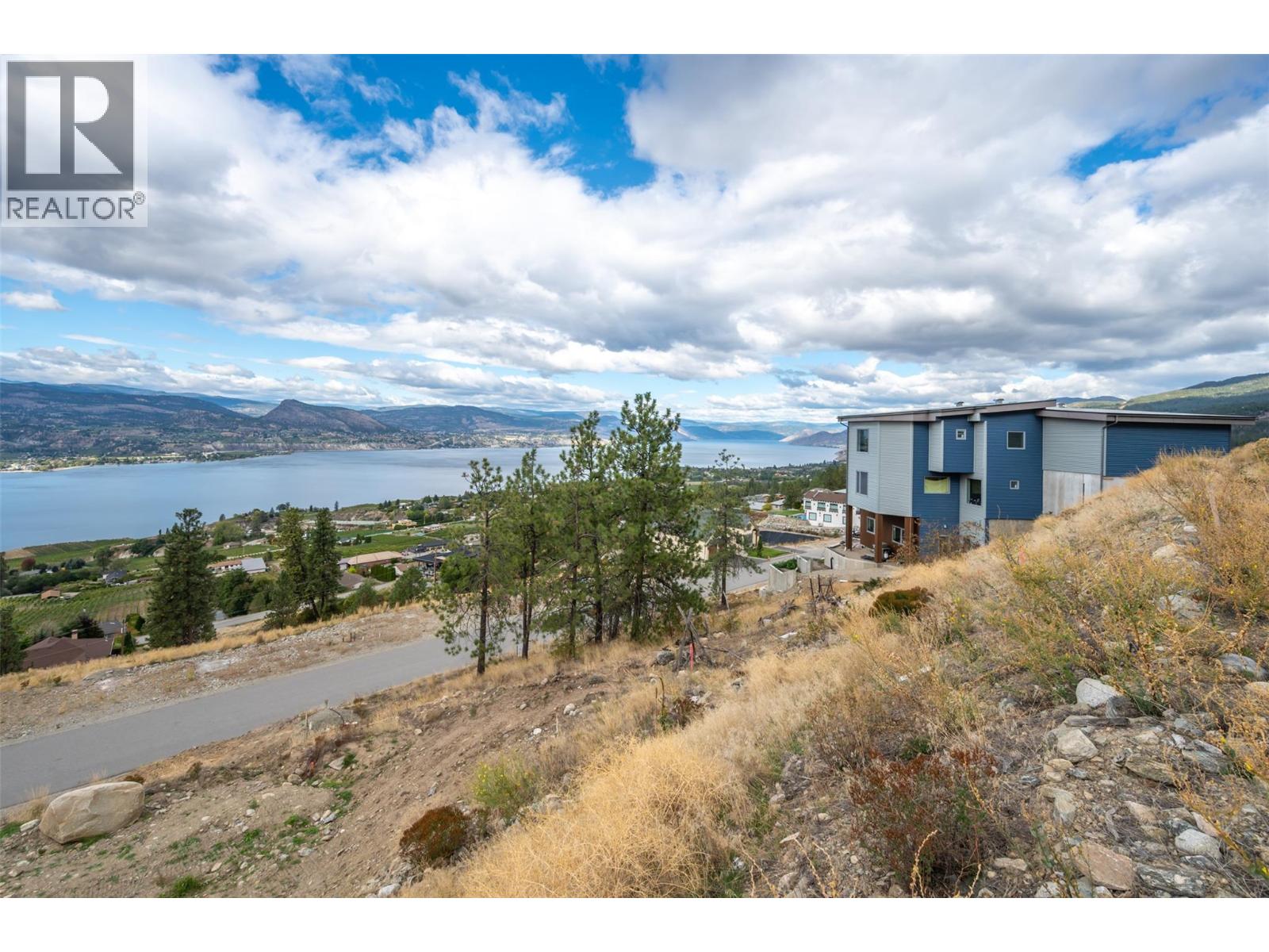2533 Kettle Ridge Way, Naramata