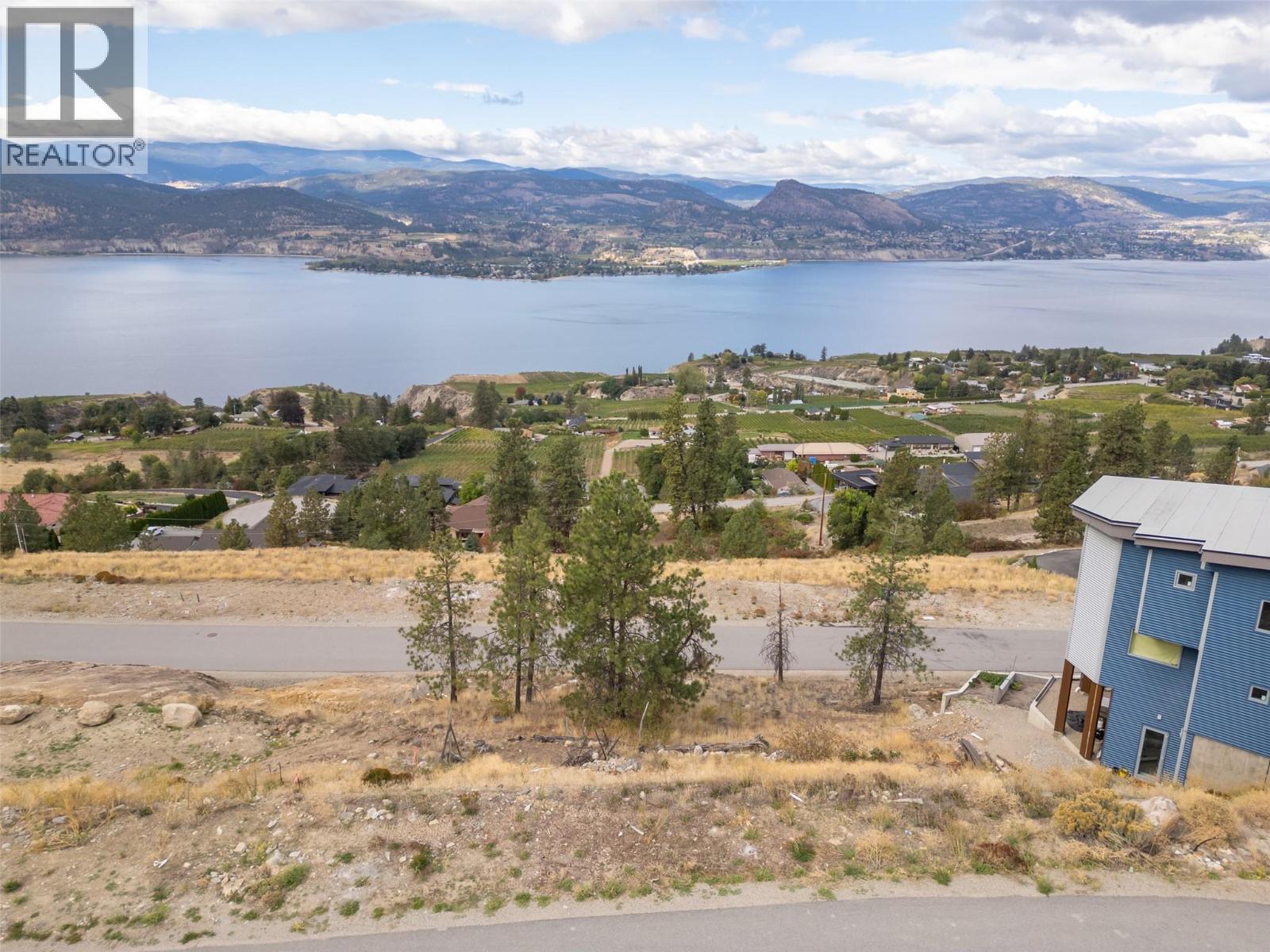 2533 Kettle Ridge Way, Naramata