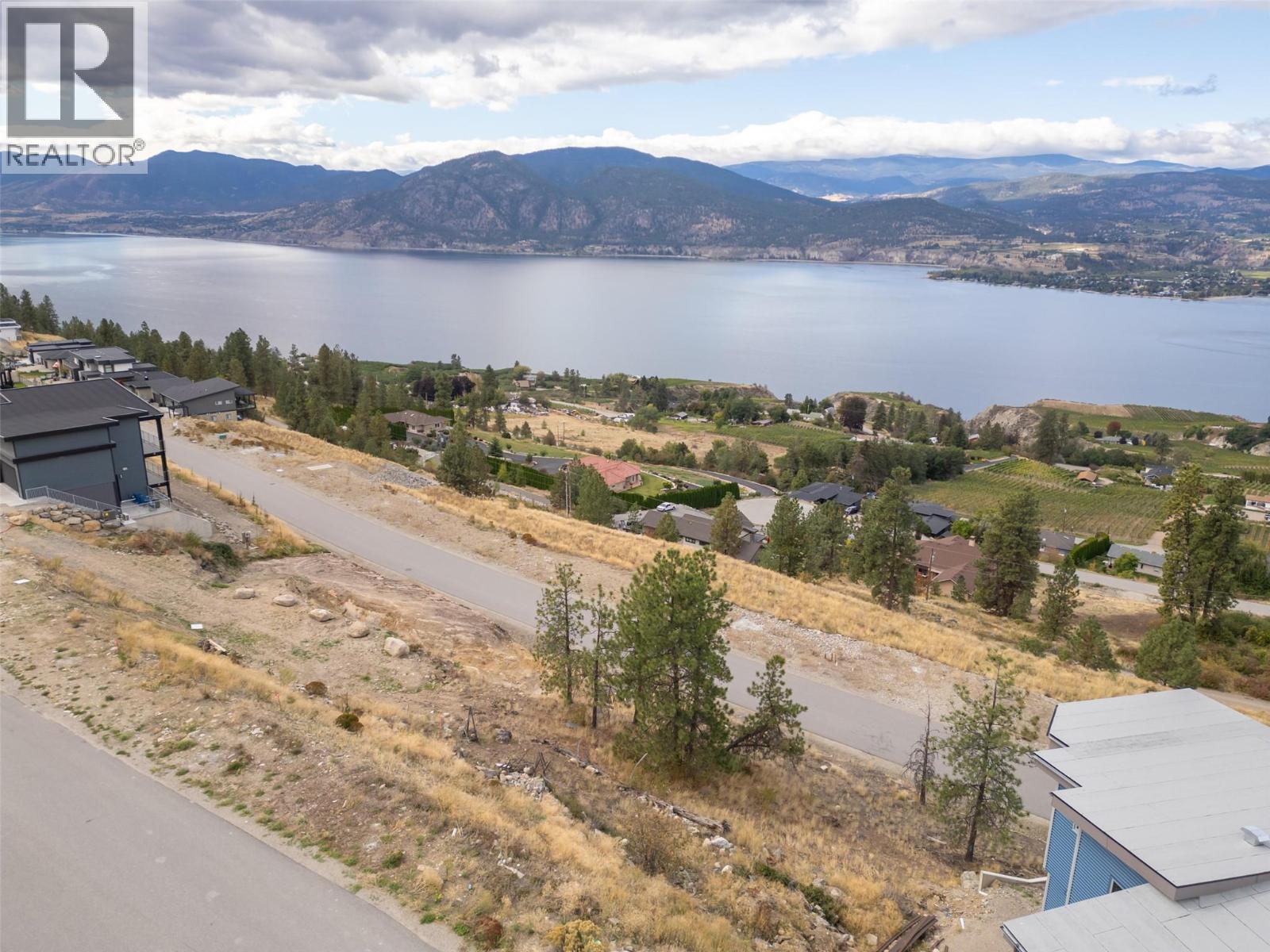 2533 Kettle Ridge Way, Naramata