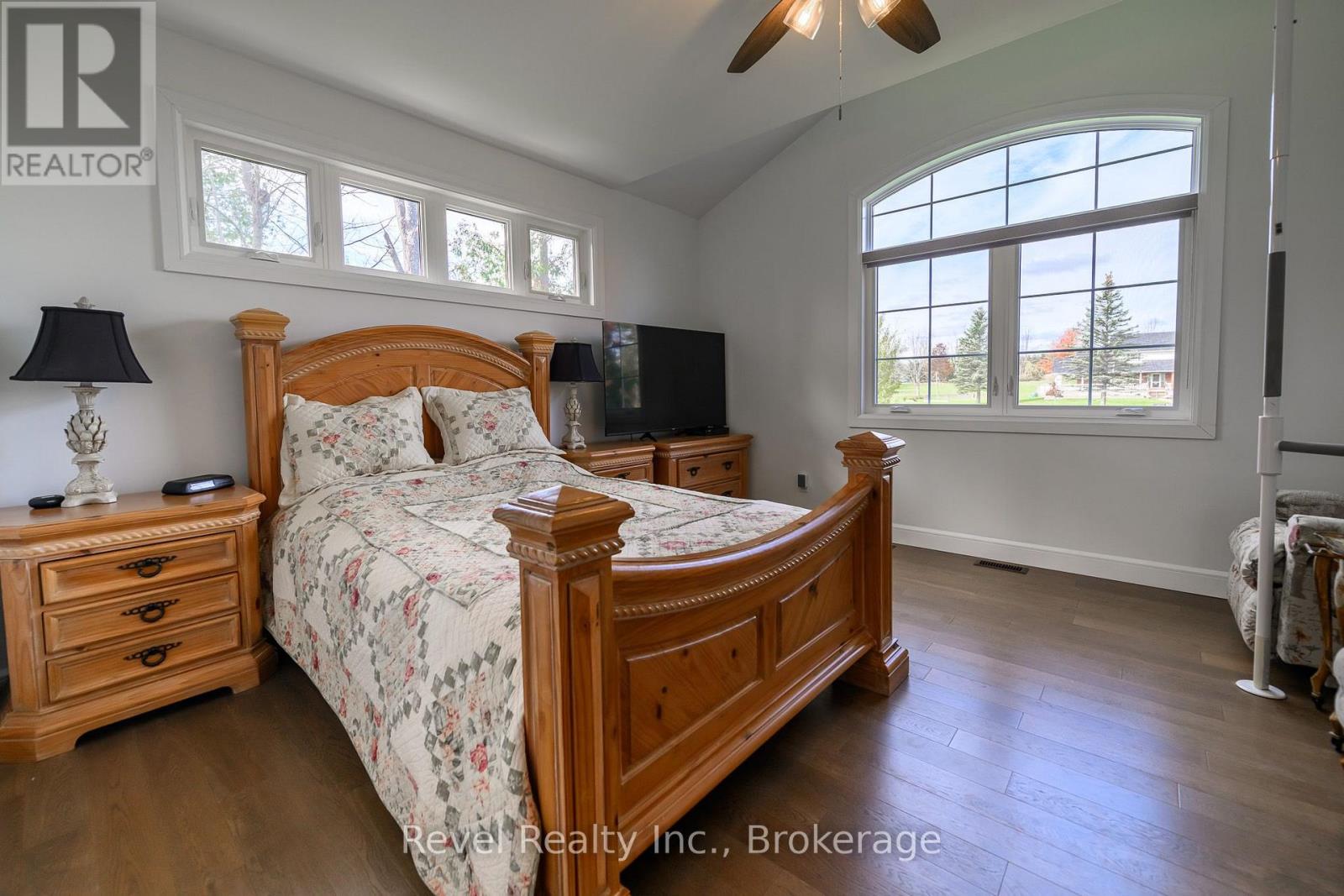 2073 Hawley Road — photo 17