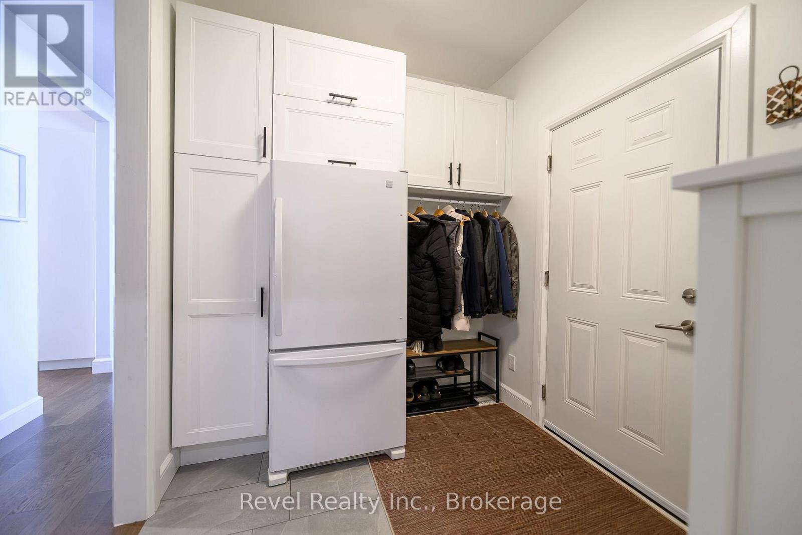 2073 Hawley Road — photo 25