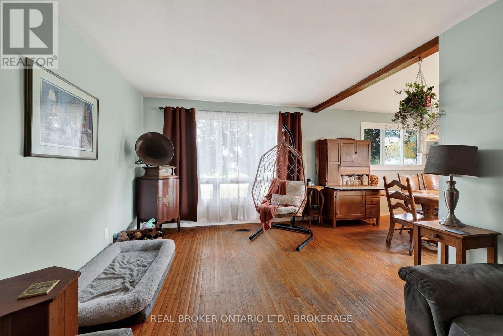 15 Gray Avenue — photo 26