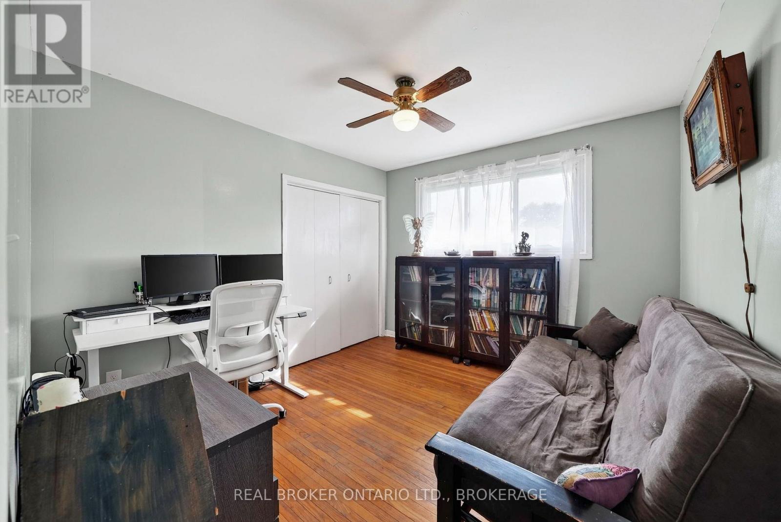 15 Gray Avenue — photo 34