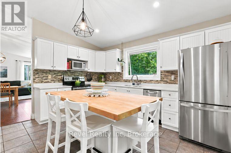 393 RANKIN LAKE ROAD, Seguin — photo 5