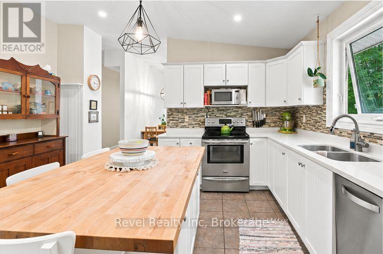 393 RANKIN LAKE ROAD, Seguin — photo 6