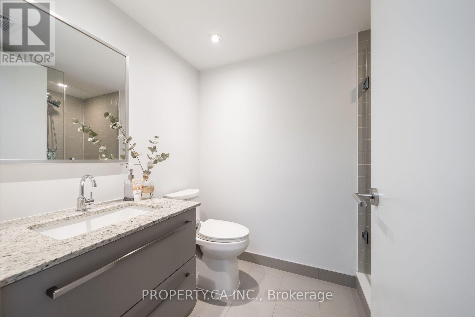 120 Varna Drive — photo 13