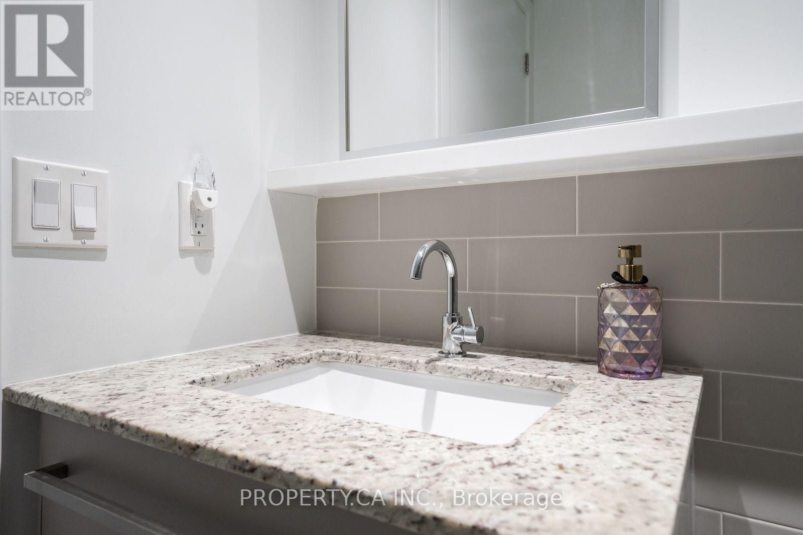 120 Varna Drive — photo 24