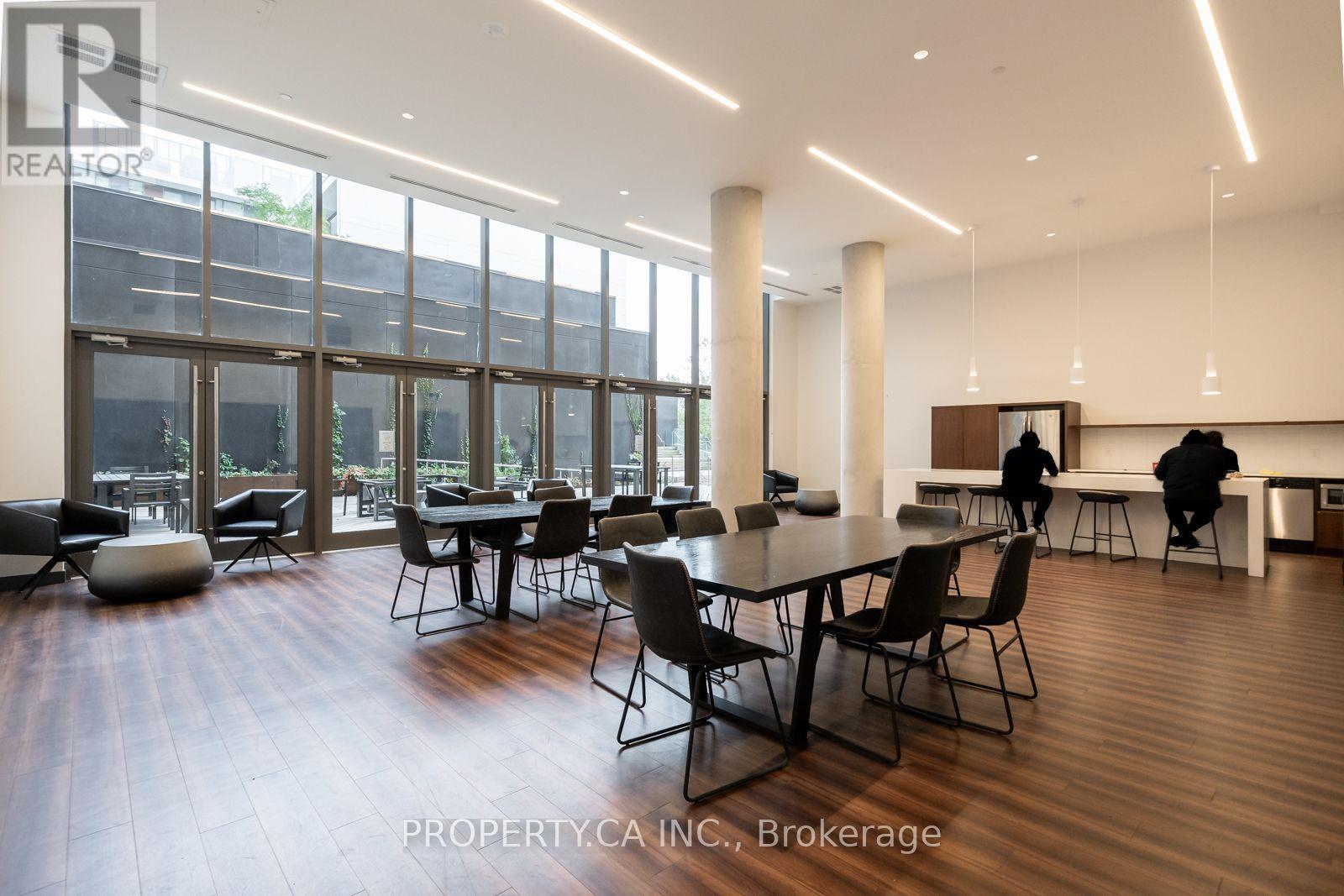 412 - 120 VARNA DRIVE, Toronto (Englemount-Lawrence) — photo 7