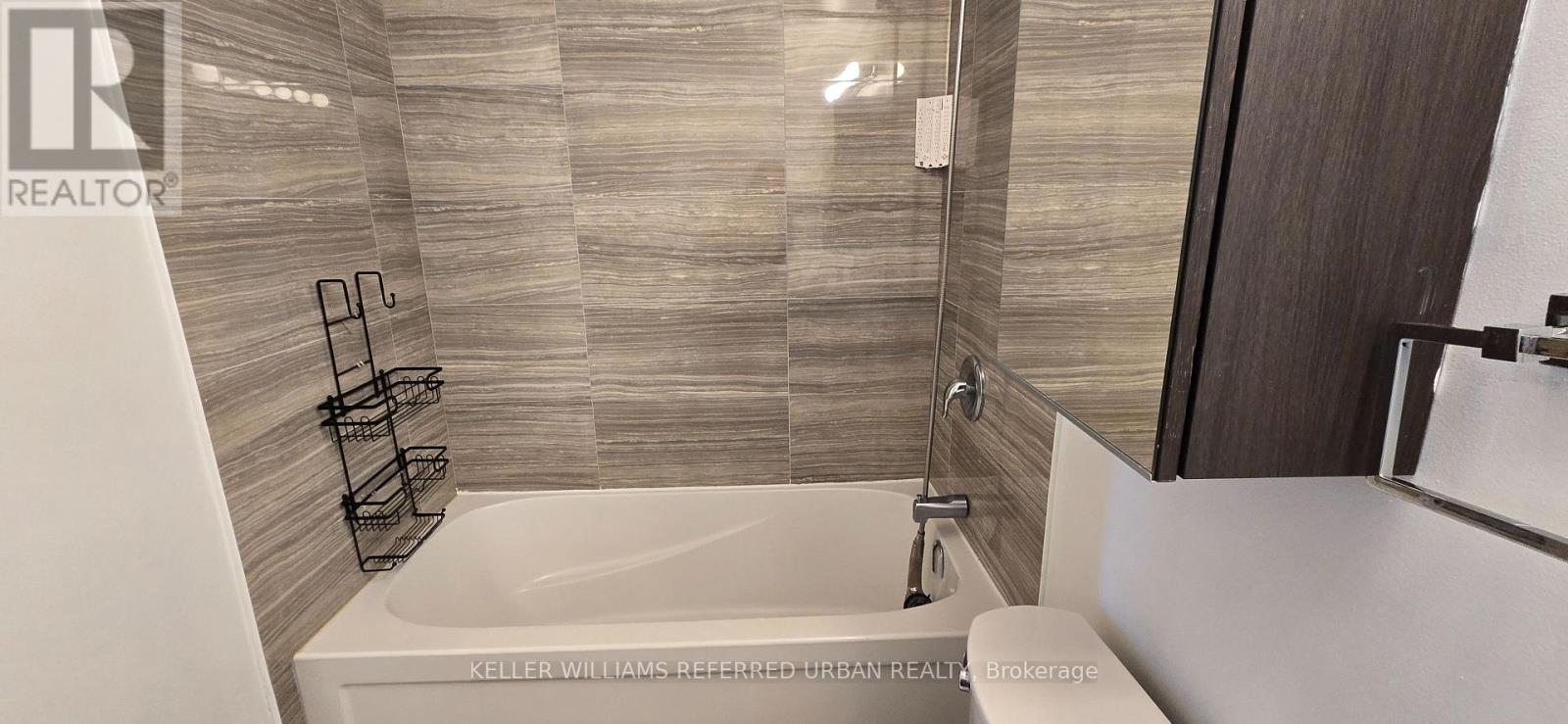 7 Bishop Avenue — photo 20