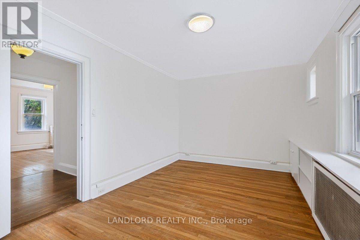 159 LAWRENCE AVENUE W - 19