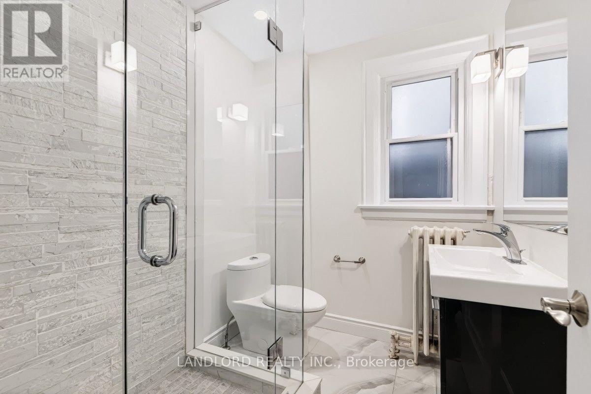 159 LAWRENCE AVENUE W - 29