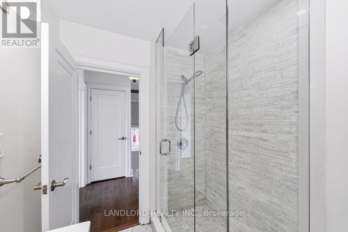 159 LAWRENCE AVENUE W - 30
