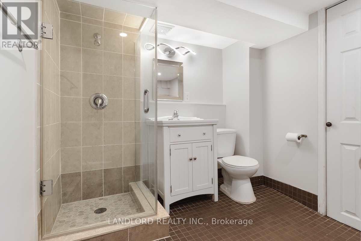 159 LAWRENCE AVENUE W - 37