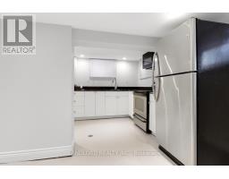 159 Lawrence Avenue W, Toronto, ON M5M1A9 Photo 33