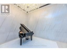 3702 - 8 Wellesley Street W, Toronto, ON M4Y0J5 Photo 11