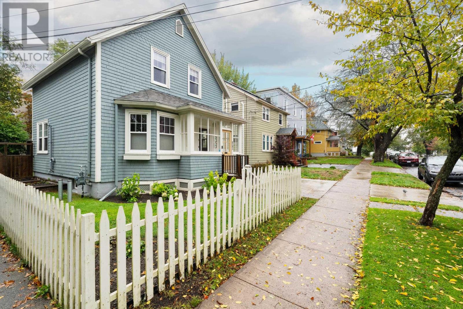 6293 Edinburgh Street - 2