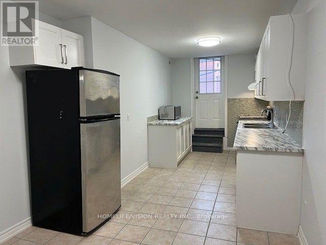 443 Danforth Avenue — photo 4