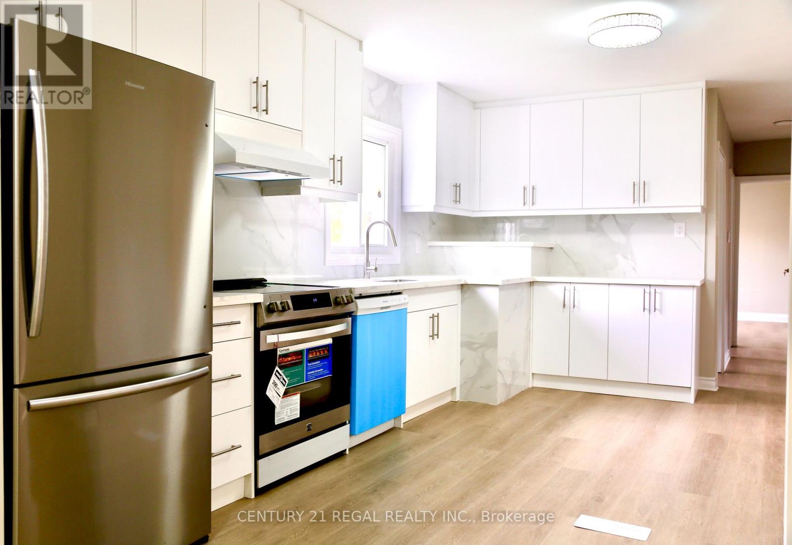 987 Victoria Park Avenue, Toronto, ON photo 4